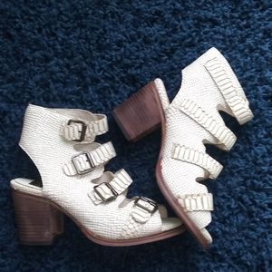 Snakeskin style Freebird Quail Sandals 10